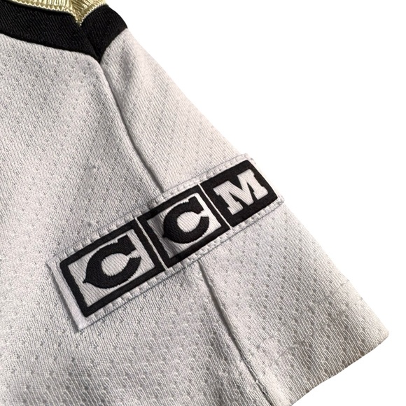 CCM Youth Pittsburgh Penguins Sidney Crosby Jersey - Size L/XL - Picture 3 of 8